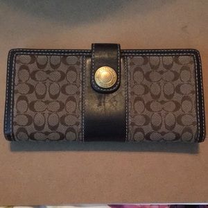 Coach wallet
